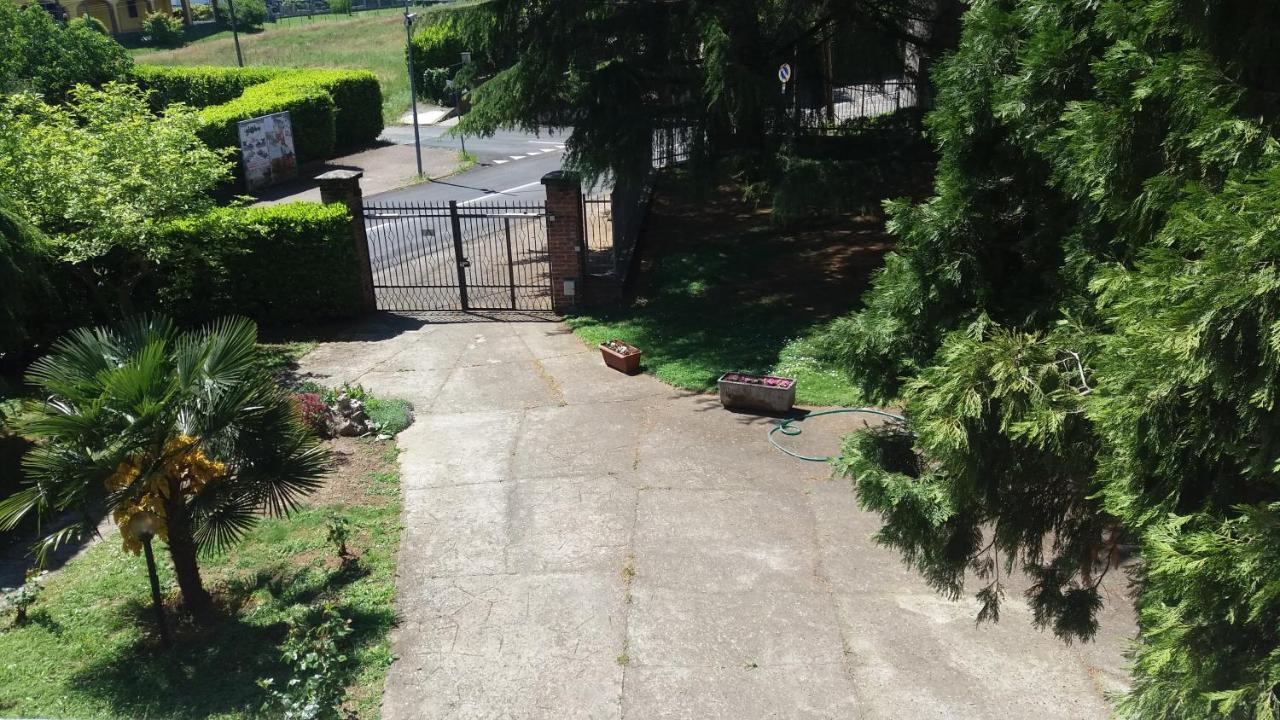 Villa Paulette Bassignana Bagian luar foto