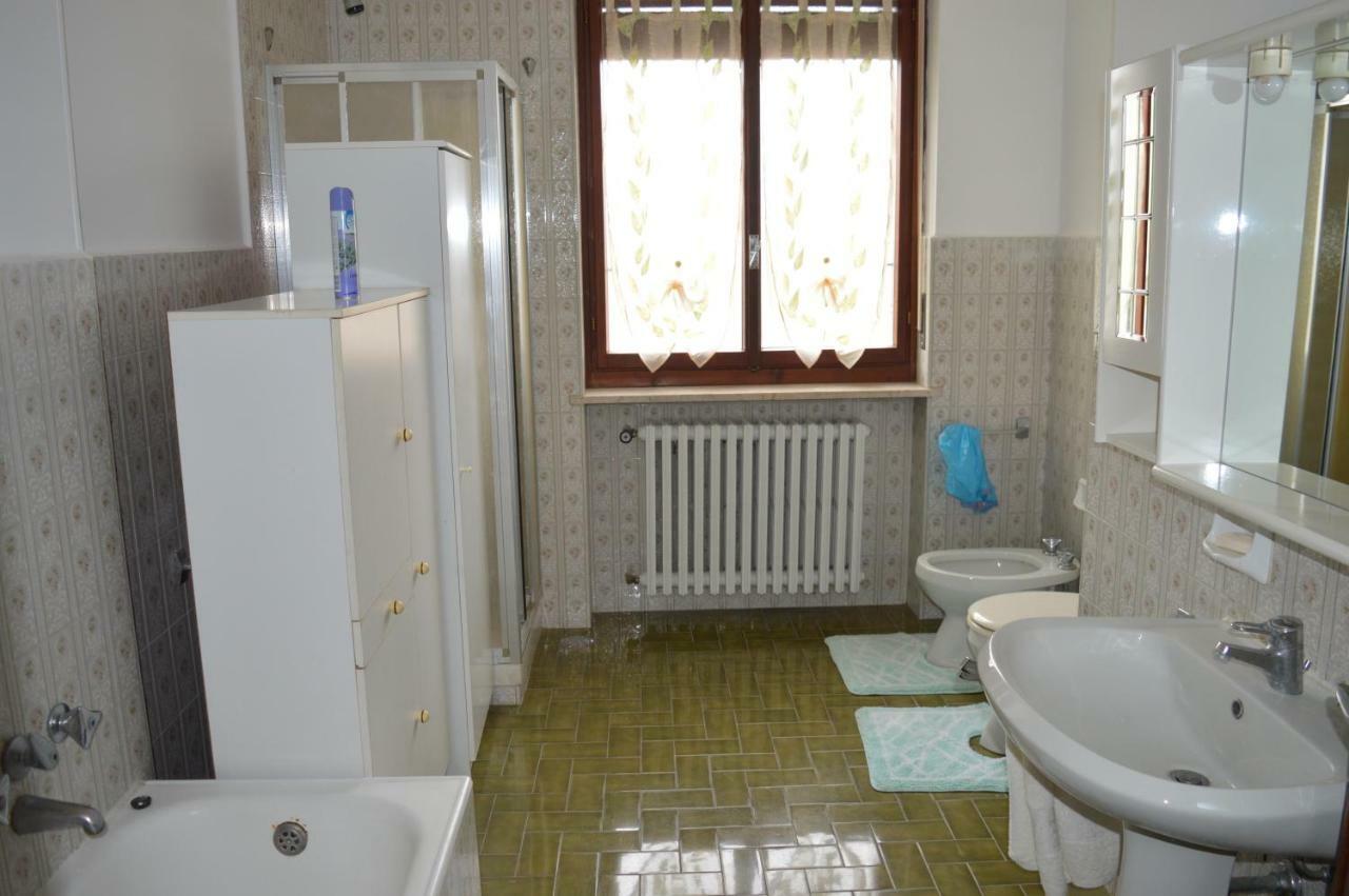 Villa Paulette Bassignana Bagian luar foto