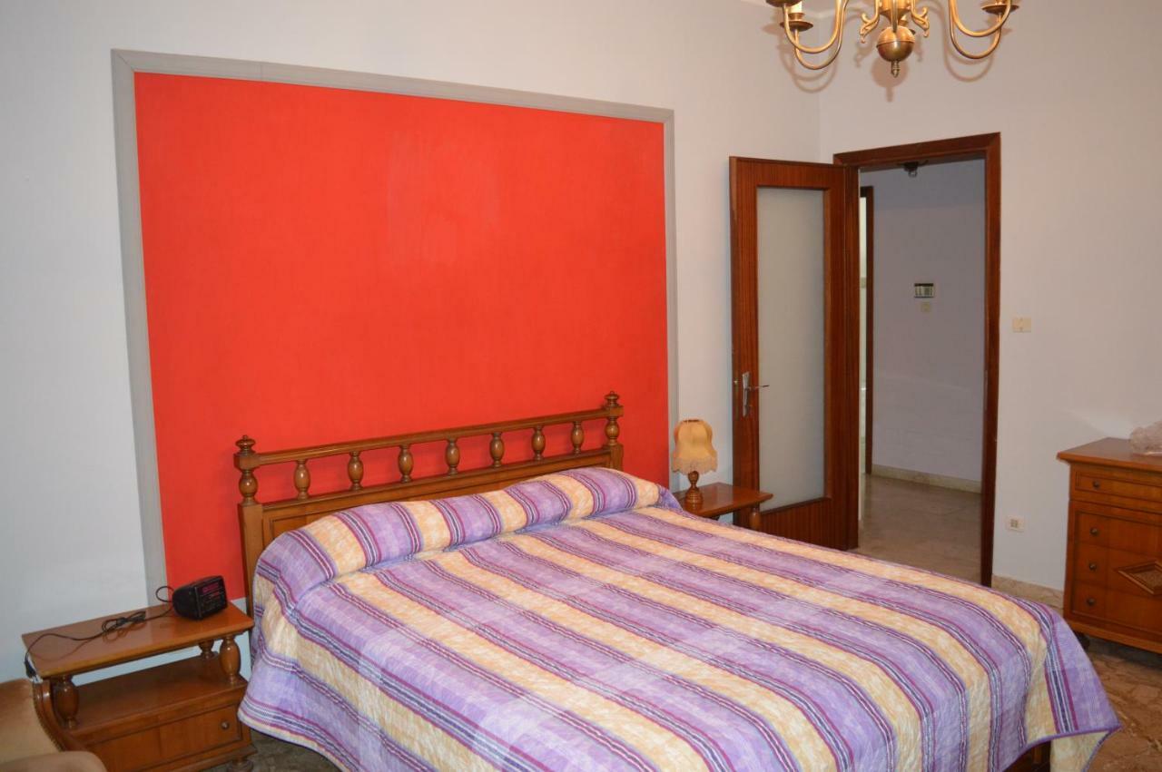 Villa Paulette Bassignana Bagian luar foto