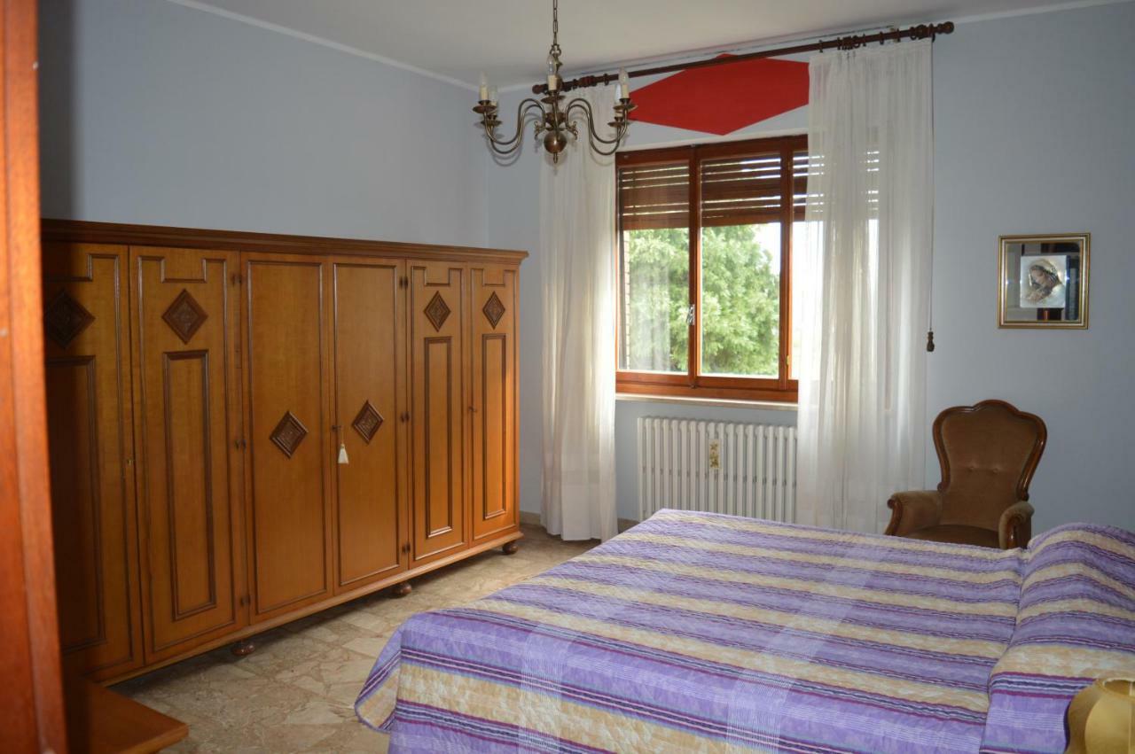 Villa Paulette Bassignana Bagian luar foto